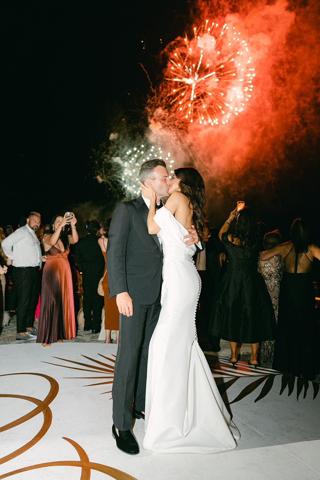 Beautiful seafront destination wedding in Cabo San Lucas