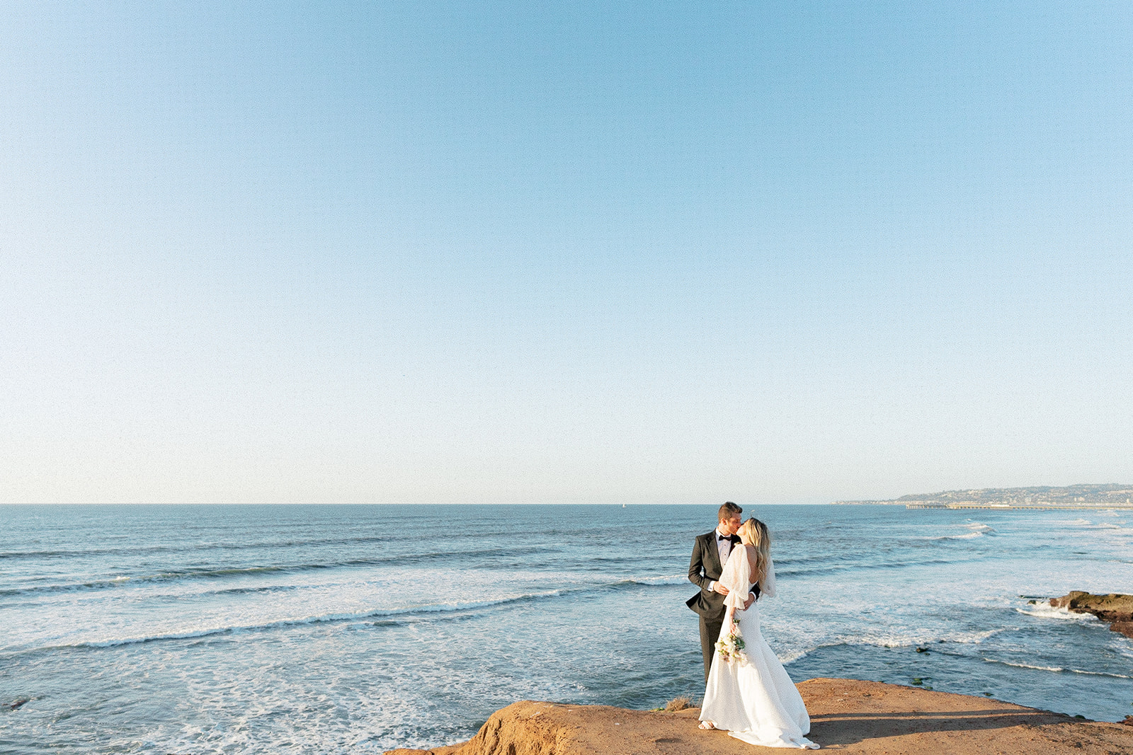 Sunset Cliffs The Perfect Backdrop for a San Diego Wedding15 1