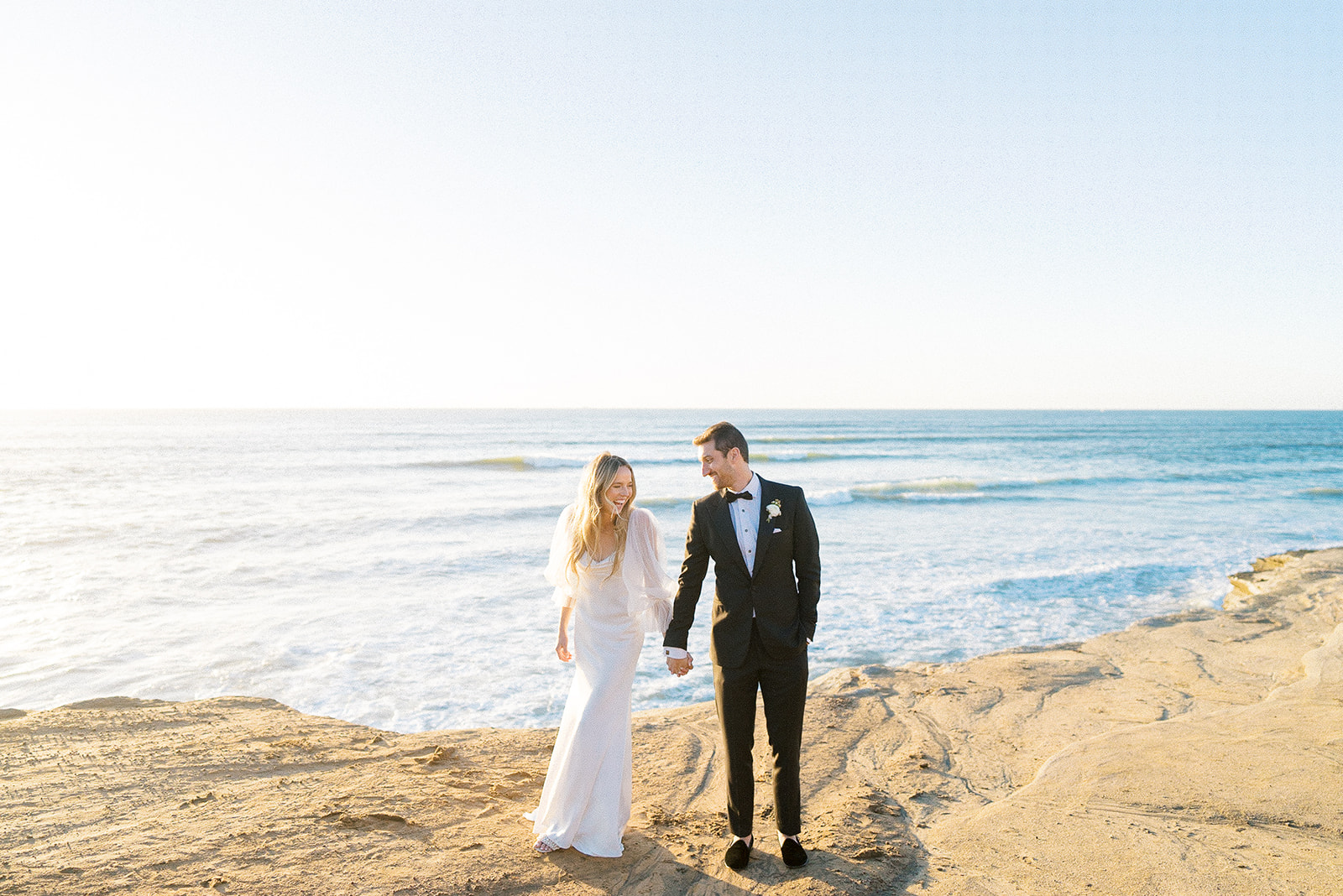 Sunset Cliffs The Perfect Backdrop for a San Diego Wedding25 1