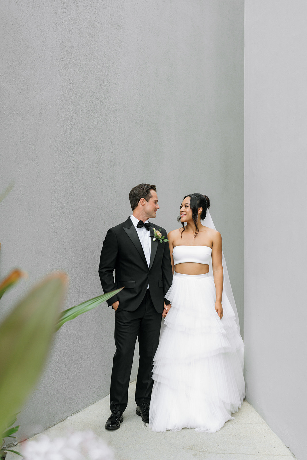 DARSIE-ALEXS-WEDDING-RIDING-THE-WAVES-OF-LOVE-IN-LOS-CABOS